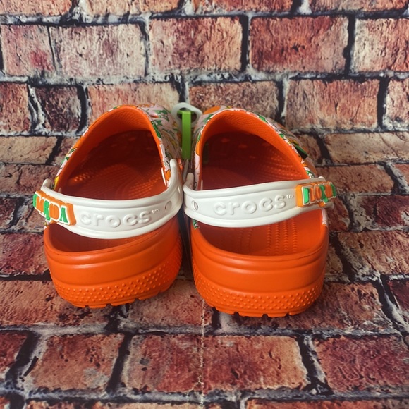 Disney Parks 2022 50th Anniversary Vault Orange Bird Adult Clogs Crocs M5/W7 - Picture 4 of 6